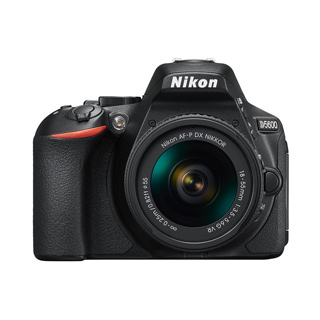 ニコン　Nikon D5600 ダブルズームキット 新品未開封
